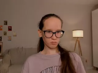LynetteBails's Live Sex Cam Show