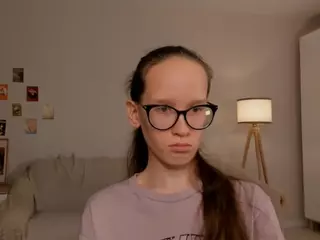 LynetteBails's Live Sex Cam Show