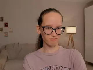 LynetteBails's Live Sex Cam Show