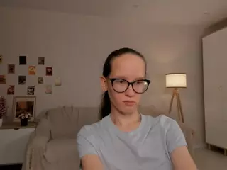 LynetteBails's Live Sex Cam Show