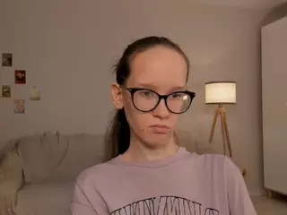 LynetteBails's Live Sex Cam Show