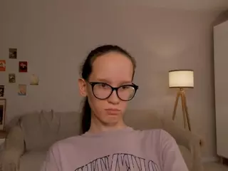 LynetteBails's Live Sex Cam Show