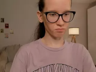 LynetteBails's Live Sex Cam Show