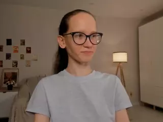 LynetteBails's Live Sex Cam Show