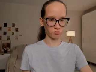 LynetteBails's Live Sex Cam Show