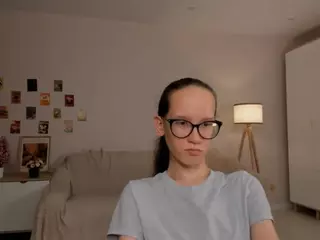 LynetteBails's Live Sex Cam Show