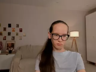 LynetteBails's Live Sex Cam Show