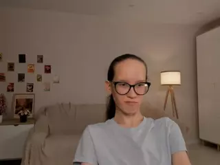 LynetteBails's Live Sex Cam Show