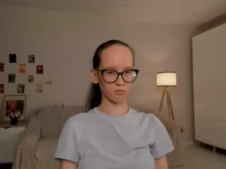 LynetteBails's Live Sex Cam Show