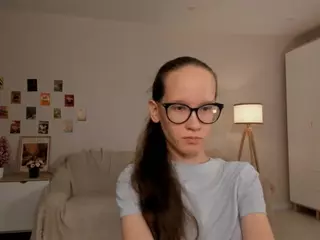 LynetteBails's Live Sex Cam Show