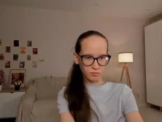 LynetteBails's Live Sex Cam Show