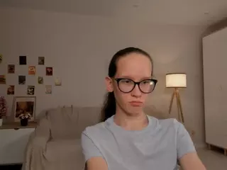 LynetteBails's Live Sex Cam Show