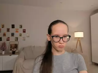 LynetteBails's Live Sex Cam Show