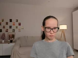 LynetteBails's Live Sex Cam Show