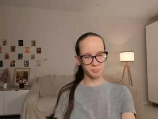 LynetteBails's Live Sex Cam Show