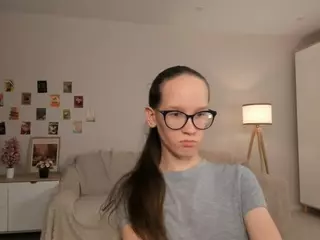 LynetteBails's Live Sex Cam Show