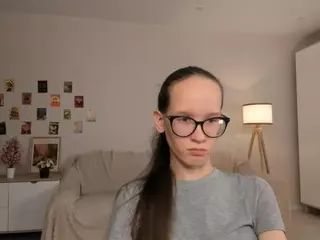 LynetteBails's Live Sex Cam Show