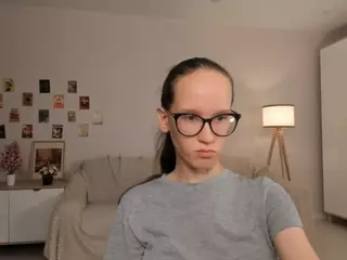 LynetteBails's Live Sex Cam Show