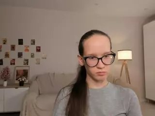 LynetteBails's Live Sex Cam Show