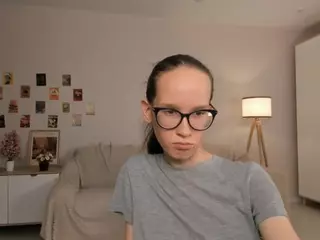 LynetteBails's Live Sex Cam Show