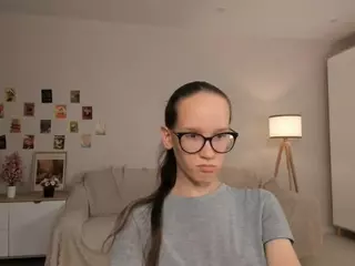 LynetteBails's Live Sex Cam Show