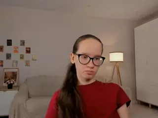 LynetteBails's Live Sex Cam Show