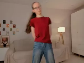 LynetteBails's Live Sex Cam Show