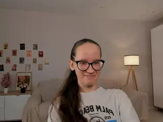 LynetteBails's Live Sex Cam Show