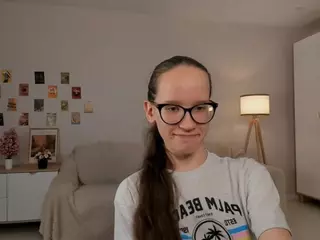 LynetteBails's Live Sex Cam Show