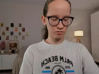LynetteBails's Live Sex Cam Show