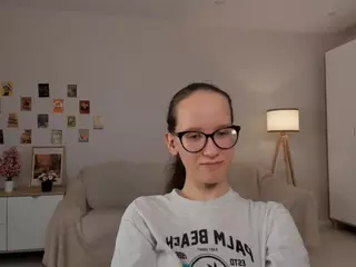 LynetteBails's Live Sex Cam Show
