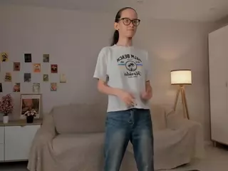 LynetteBails's Live Sex Cam Show