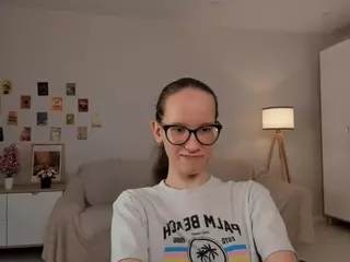 LynetteBails's Live Sex Cam Show
