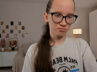 LynetteBails's Live Sex Cam Show