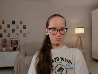 LynetteBails's Live Sex Cam Show