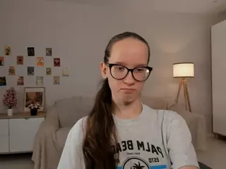 LynetteBails's Live Sex Cam Show