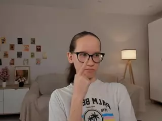 LynetteBails's Live Sex Cam Show