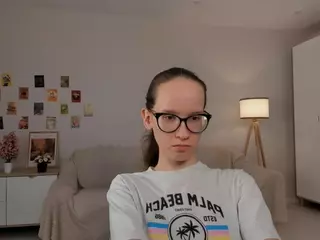 LynetteBails's Live Sex Cam Show