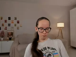 LynetteBails's Live Sex Cam Show