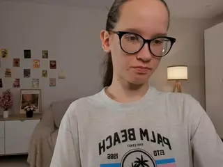LynetteBails's Live Sex Cam Show