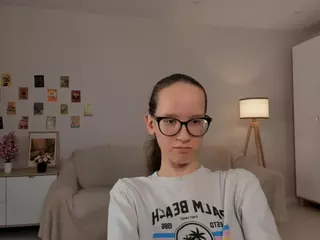 LynetteBails's Live Sex Cam Show