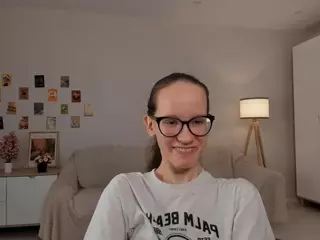 LynetteBails's Live Sex Cam Show
