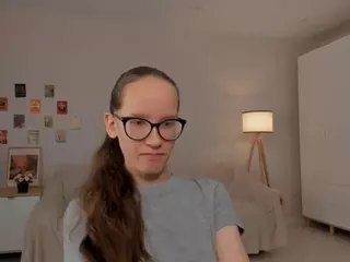LynetteBails's Live Sex Cam Show