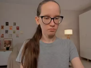 LynetteBails's Live Sex Cam Show