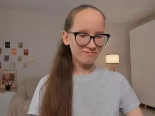 LynetteBails's Live Sex Cam Show