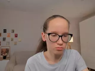 LynetteBails's Live Sex Cam Show
