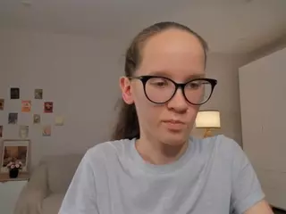 LynetteBails's Live Sex Cam Show