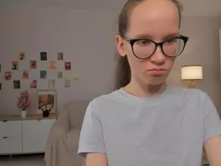 LynetteBails's Live Sex Cam Show