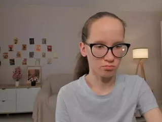LynetteBails's Live Sex Cam Show