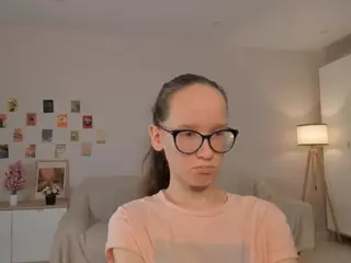 LynetteBails's Live Sex Cam Show